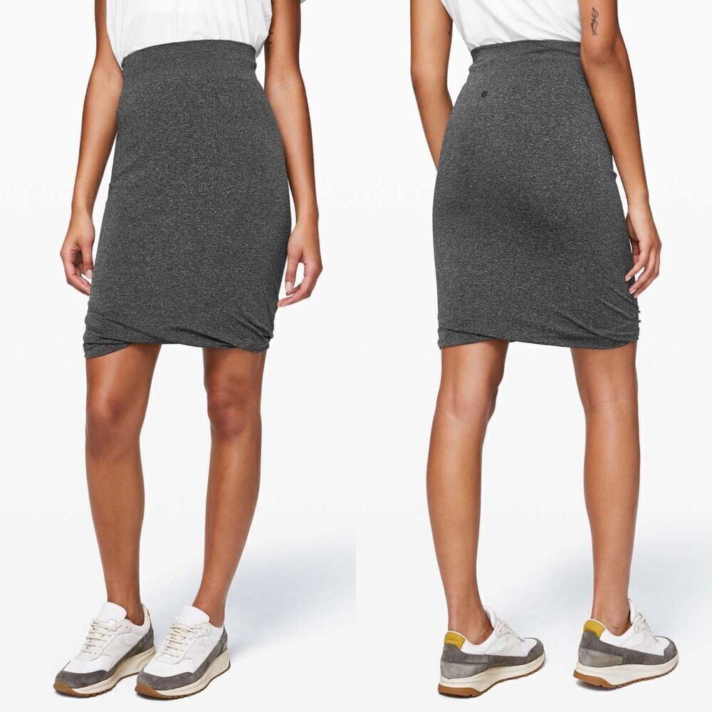 Lululemon Women's Size M Gray Boulevard Bliss Skirt Ruched Travel Jersey Knit